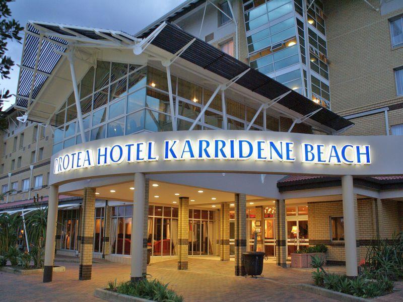Protea Hotel By Marriott Karridene Beach Аманзимтоти Экстерьер фото